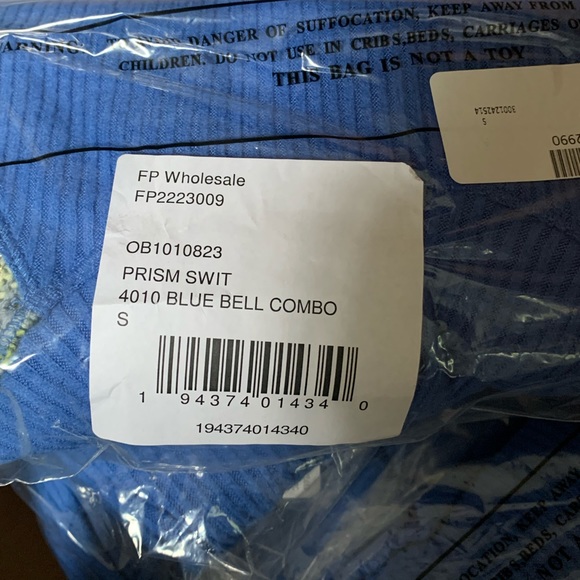 NWT Free People Prism Sweater in Blue Bell Combo - Picture 3 of 3